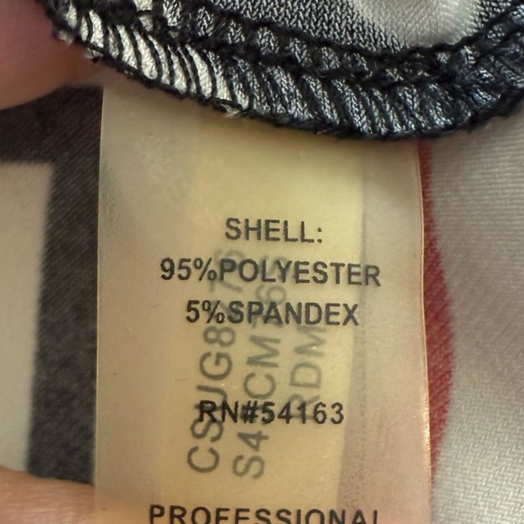 Calvin Klein Red Black White Pleated Neck Sleeveless Lightweight Blouse Top Sz L - Picture 8 of 10